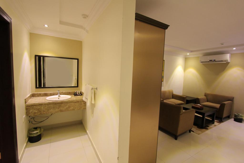 Taleen Alaqiq Hotel Apartments Riyad Oda fotoğraf