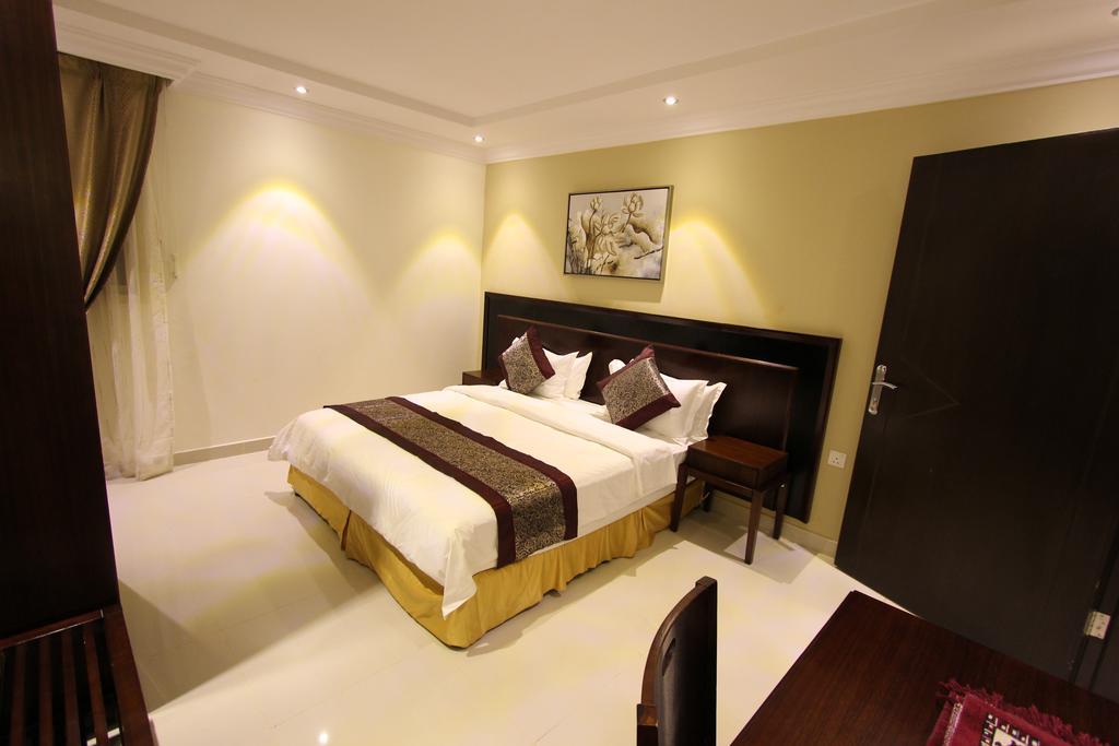 Taleen Alaqiq Hotel Apartments Riyad Oda fotoğraf